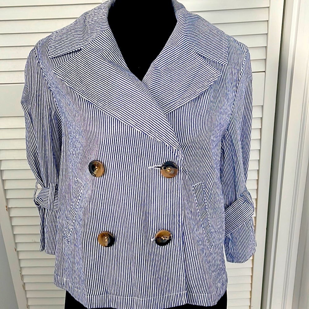A.M.I. Blue and White Cotton Blazer size PM New no tags